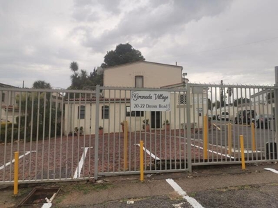 Townhouse For Sale In Corlett Gardens, Johannesburg