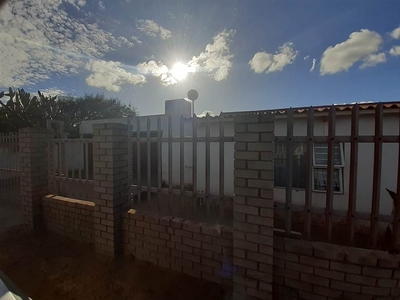 2 Bed House in Vredenburg