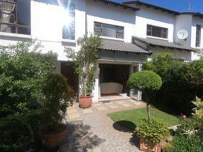 A beautiful duplex townhouse in a well sought after area close to Sandton CBD for rental