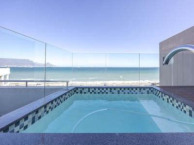 Apartment / Flat For Sale in Bloubergstrand, Blouberg