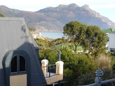 Apartment For Rent In Scott Estate, Hout Bay