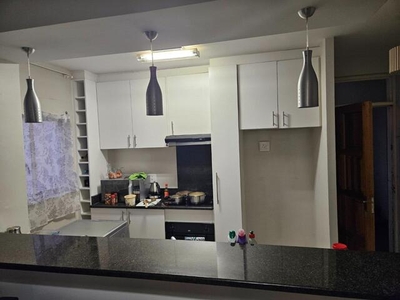 Apartment For Sale In Essenwood, Durban