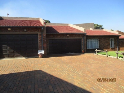 Commercial For Sale in Benoni Ah