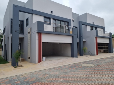 Development For Sale in Sunninghill