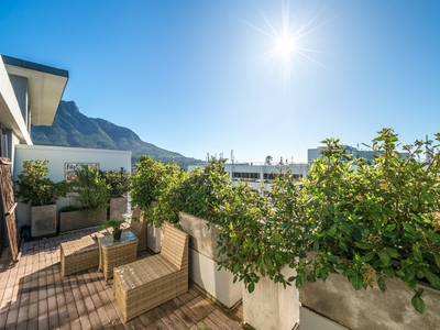 Flat/Apartment For Sale in Claremont Upper