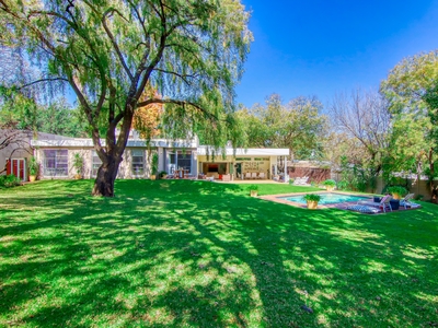 Freehold For Sale in Bryanston