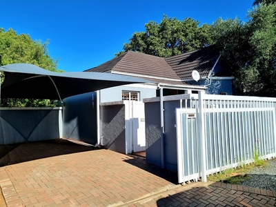 House For Sale in Beaconsfield