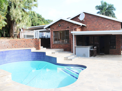 House For Sale in Ocean View, Durban