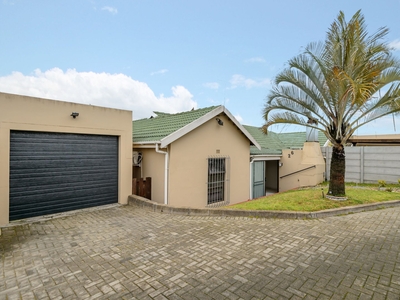 House For Sale in Protea Village