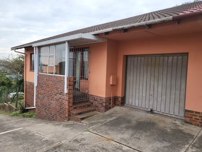 Townhouse For Sale in Bluff, Durban