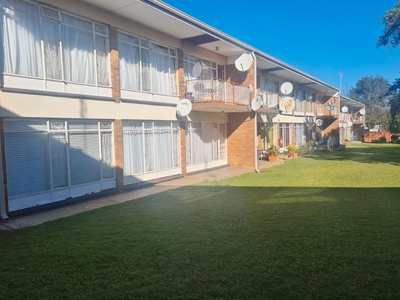 2 Bedroom apartment in Flamwood For Sale