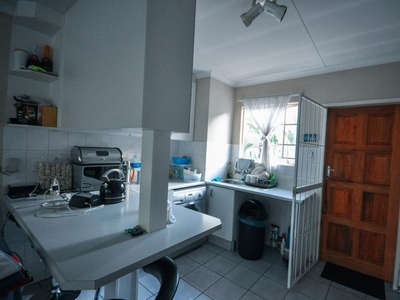 2 Bedroom apartment in Newlands For Sale