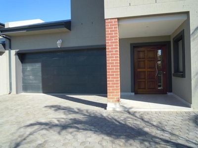 3 Bedroom apartment in Mossel Bay Central For Sale
