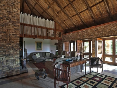 4 Bedroom farmhouse in Pretoria For Sale