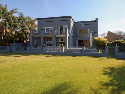 5 Bedroom House Sold in Centurion Golf Estate