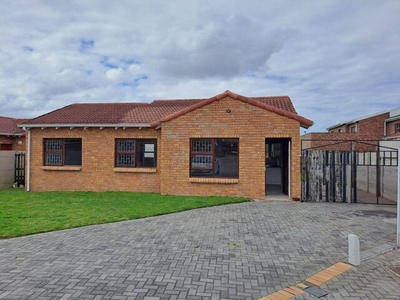 House For Rent In Bridgemeade, Port Elizabeth