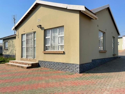 House For Rent In Norwood, Mthatha
