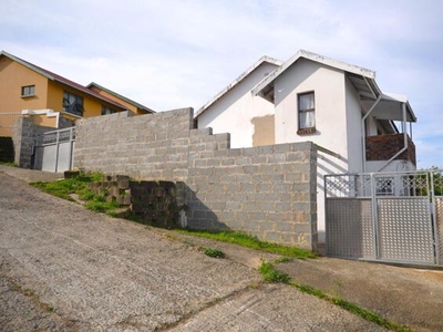 House For Sale In Abbotsford, East London