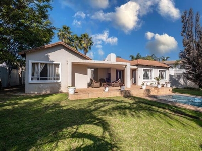 House For Sale In Silver Lakes Golf Estate, Pretoria