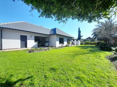 House For Sale In Stuarts Hill, Somerset West