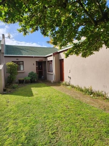 Townhouse For Sale In Bellville Central, Bellville
