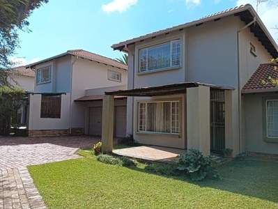 Townhouse For Sale In Krugersdorp North, Krugersdorp