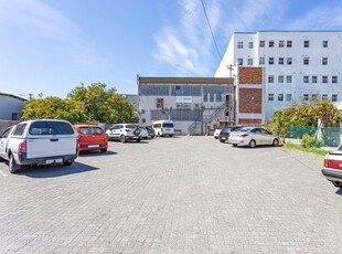 Retail For Sale in Elsies River