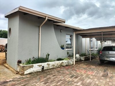 3 Bedroom House for sale in Sasolburg Ext 23