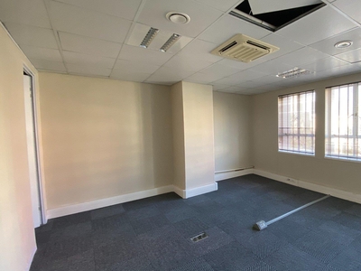 Commercial property to rent in Cape Town City Centre - 118 Buitengraght Street
