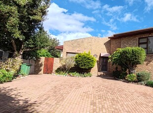 Low maintenance face brick property in sought after area with excellent security!