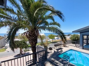 Stunning family home for sale in Sun View Bay, St Helena bay