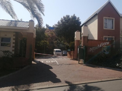 2 Bedroom townhouse - sectional for sale in Winchester Hills, Johannesburg