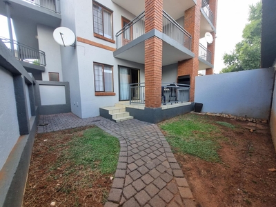 2 Bedroom Townhouse to rent in Country View Estate
