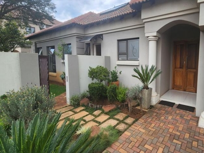 3 Bedroom cluster to rent in Rynfield, Benoni