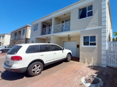 3 Bedroom duplex townhouse - freehold rented in Parklands, Blouberg