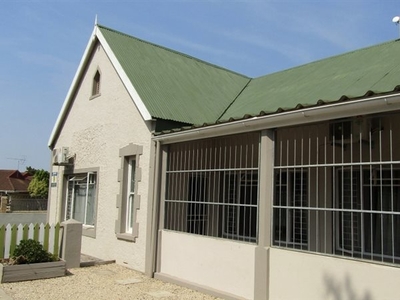 424 m² Commercial space in Humansdorp