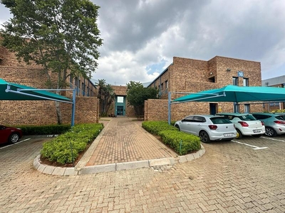 Absolute Bargain!! Mifa Industrial Park: Black Friday Incentives Apply - Office to Let in Randjiespark, Midrand!