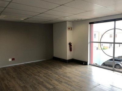 BARGAIN!!! CORPORRATE PARK SOUTH: PRIME OFFICE TO LET IN MIDRAND WITH LOADS OF PARKING AND MAIN ROAD EXPOSURE!