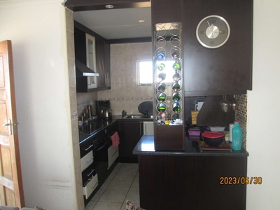 House Rental Monthly in Strubenvale & Ext