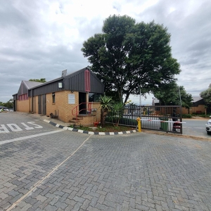 Industrial property to rent in Kya Sands