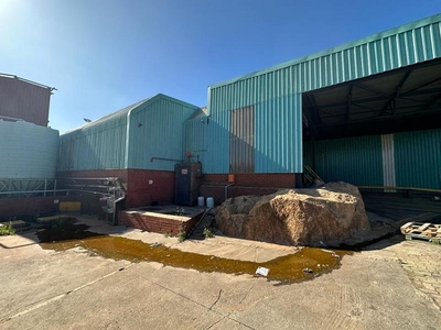 Large Free Standing Warehouse: New Road: Warehouse / Distribution Centre To Let In Midrand!