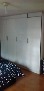 Large room to rent with built in cupboards in Klippoortjie Germiston.