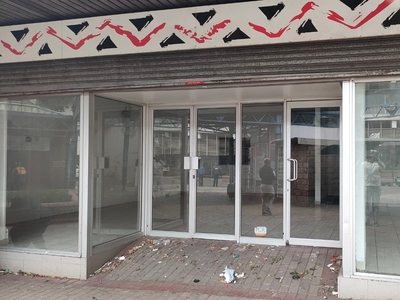 Retail Rental Monthly in Pinetown Central