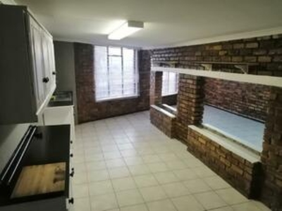 Ridgeway Johannesburg South,1Bedroom 1bathroom cottage for rent. - Ridgeway