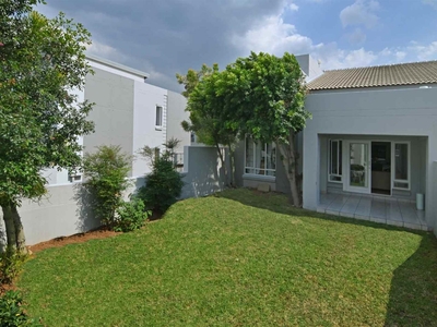 Townhouse For Sale in Broadacres