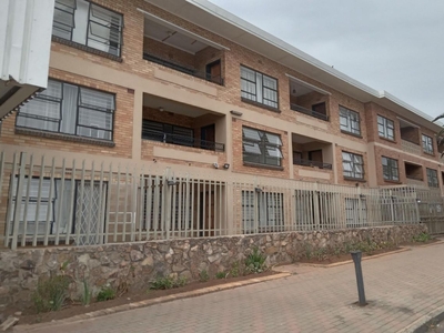 2 Bedroom Apartment For Sale in Benoni Central