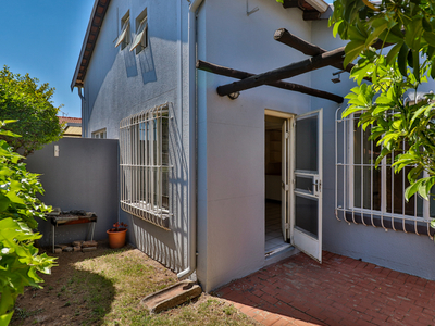 Sectional Title for sale with 2 bedrooms, Eden Glen, Edenvale