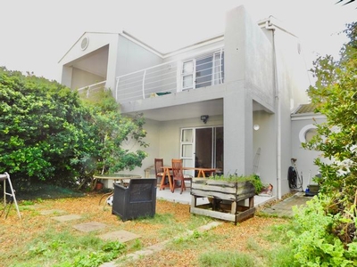 2 Bedroom Townhouse For Sale in Big Bay