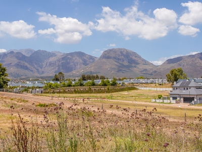 917m² Vacant Land For Sale in Paarl South