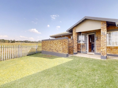 2 Bedroom Sectional Title Sold in Crystal Park